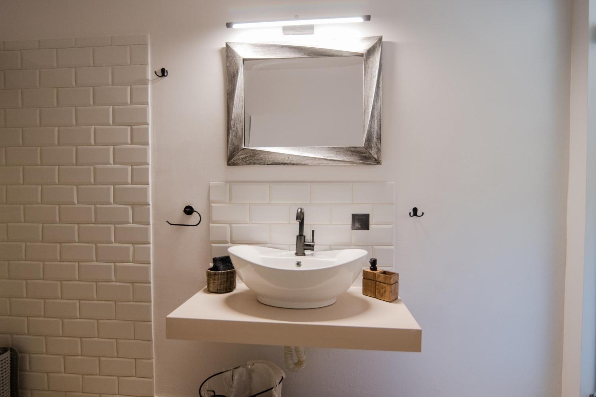 Armoniahousesuites Peritheia ภายนอก รูปภาพ